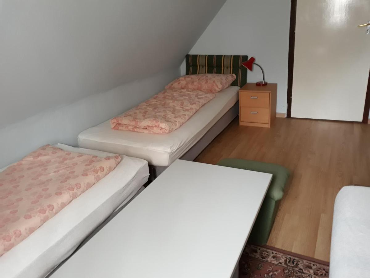 F 106 Vendeghaz Hotel Fertőhomok Екстериор снимка